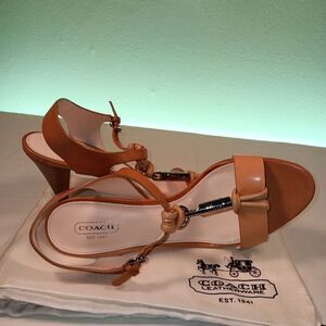 Coach Womens Genesis Tan Leather Adjustable Buckle Strap Slingback Heels 8.5B